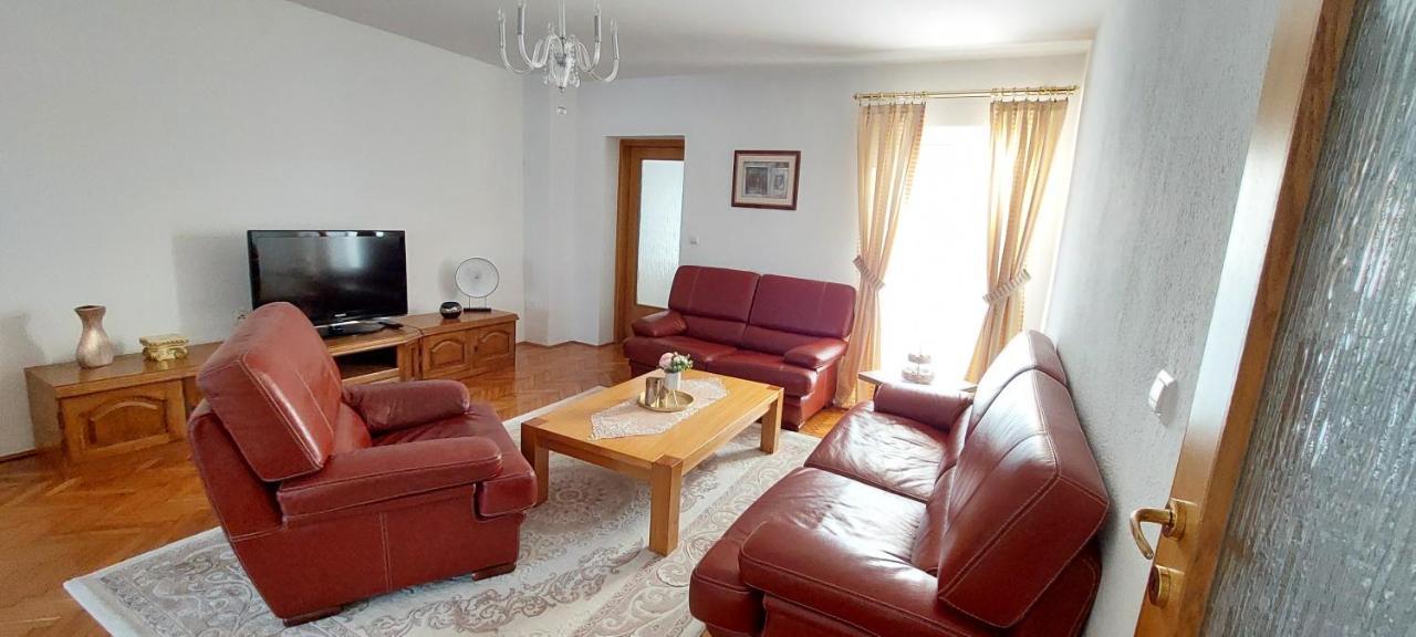 Mb Deluxe Apartment Visoko Luaran gambar